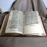 1608 English GENEVA Bible printed in London by Robert Barker - Image 20