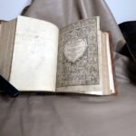 1608 English GENEVA Bible printed in London by Robert Barker - Image 21